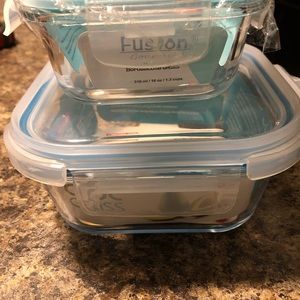 Fusion gourmet borosilicate glass food storage container.